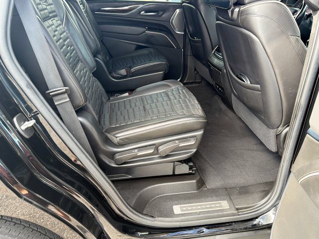 Used 2021 Cadillac Escalade Sport Platinum AWD/4WD image 15