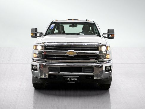 Used 2018 Chevrolet Silverado 3500 LT w/ LT Convenience Package AWD/4WD image 8