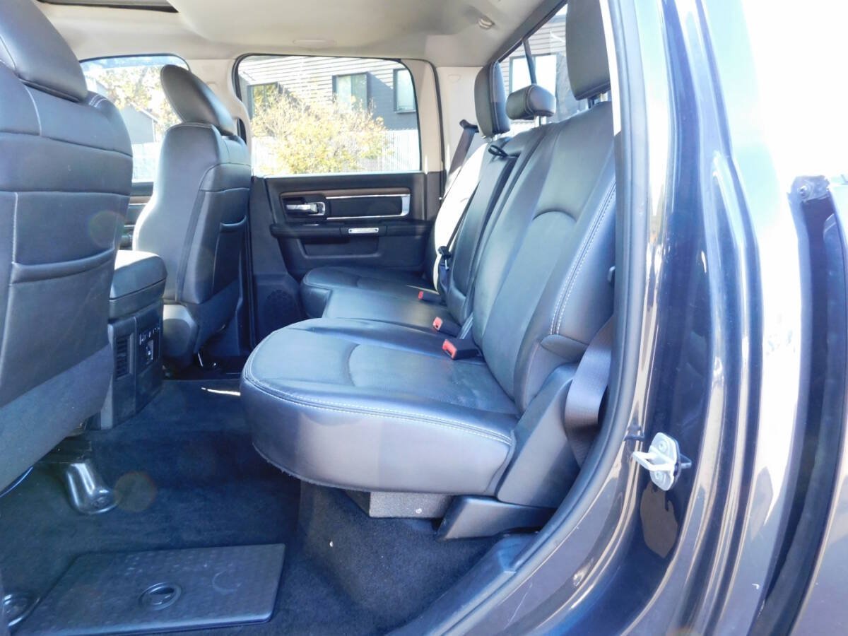 Used 2015 RAM 2500 Laramie w/ Protection Group AWD/4WD image 5