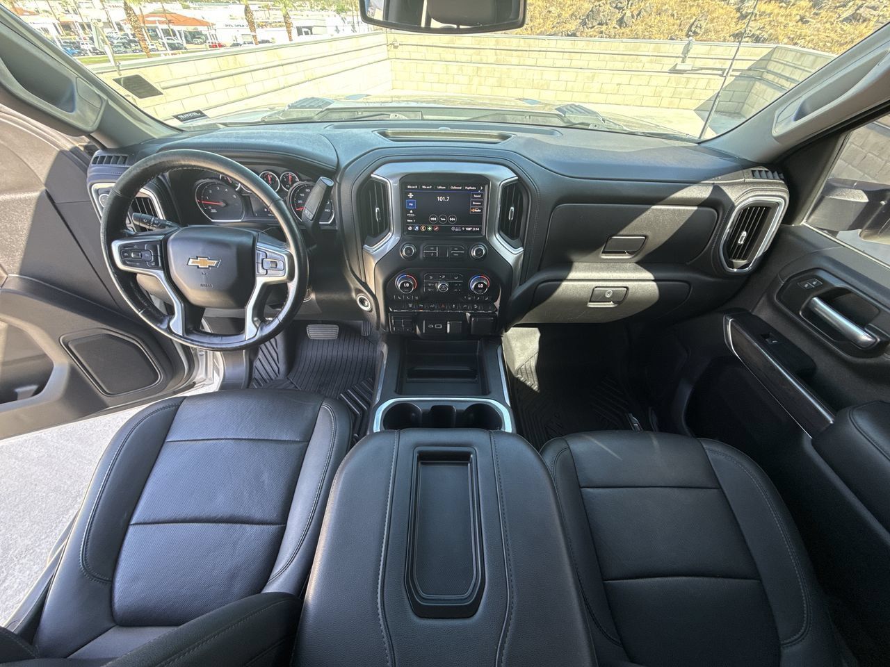 Used 2021 Chevrolet Silverado 2500 LTZ w/ LTZ Plus Package AWD/4WD image 19