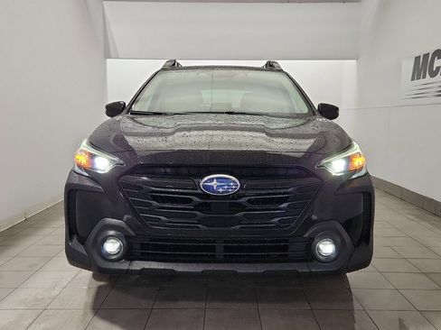 Certified 2025 Subaru Outback Onyx Edition image 3