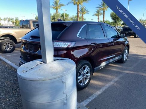 Used 2017 Ford Edge Titanium w/ Equipment Group 301A FWD image 4