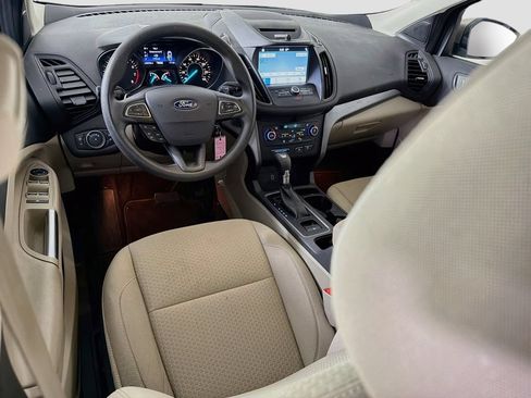 Used 2017 Ford Escape SE w/ Equipment Group 201A FWD image 23