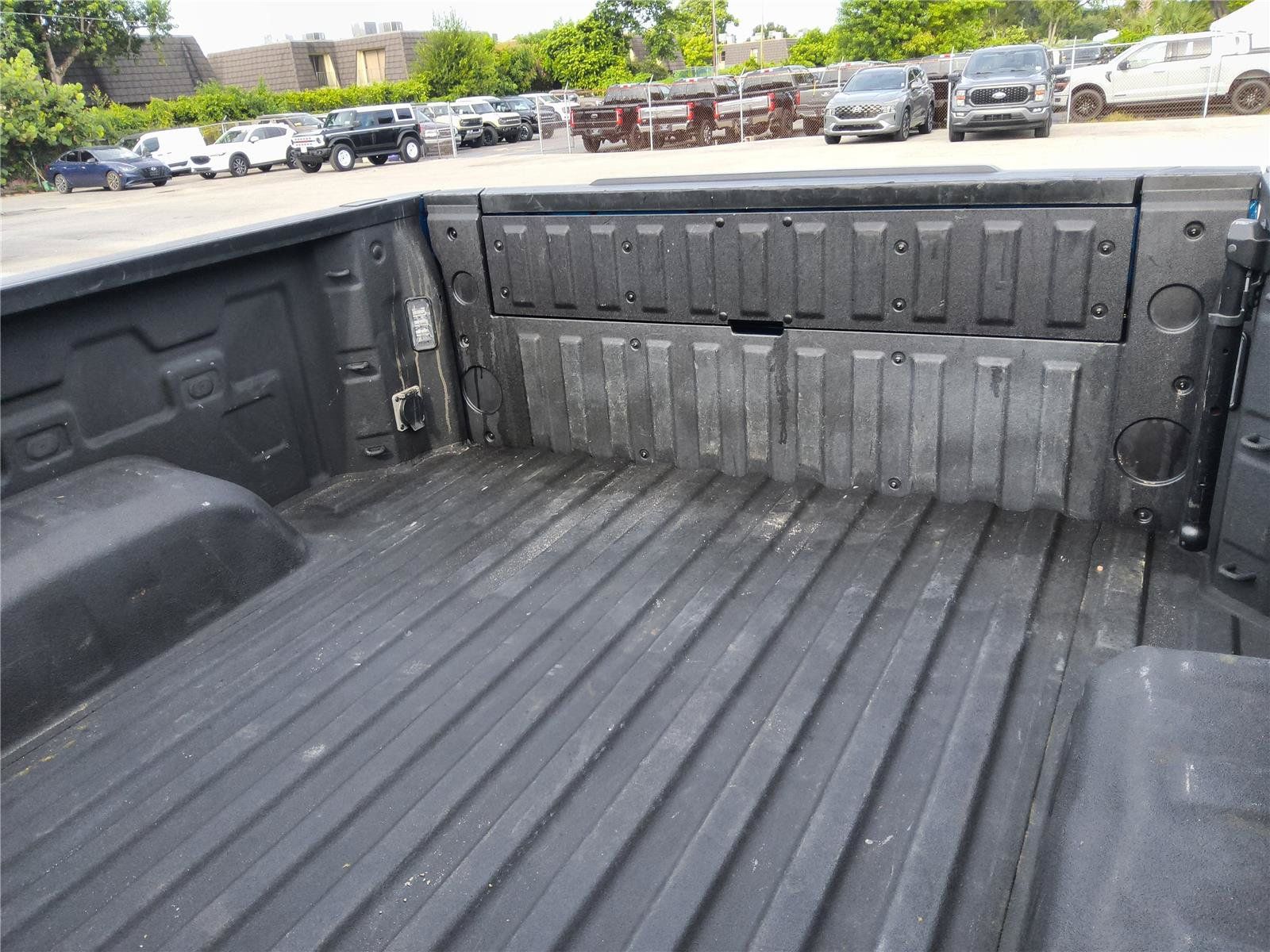 Used 2023 GMC Sierra 1500 AT4 w/ AT4 Premium Package AWD/4WD image 24