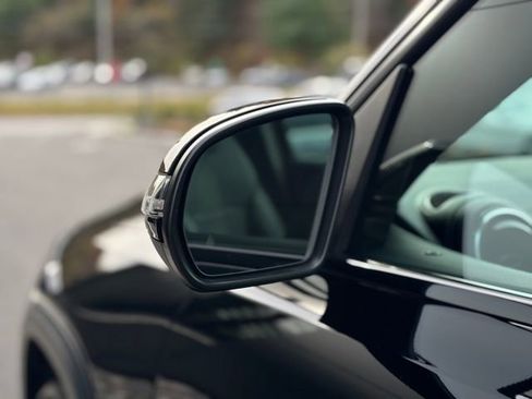 Certified 2021 Mercedes-Benz GLB 250 4MATIC image 32