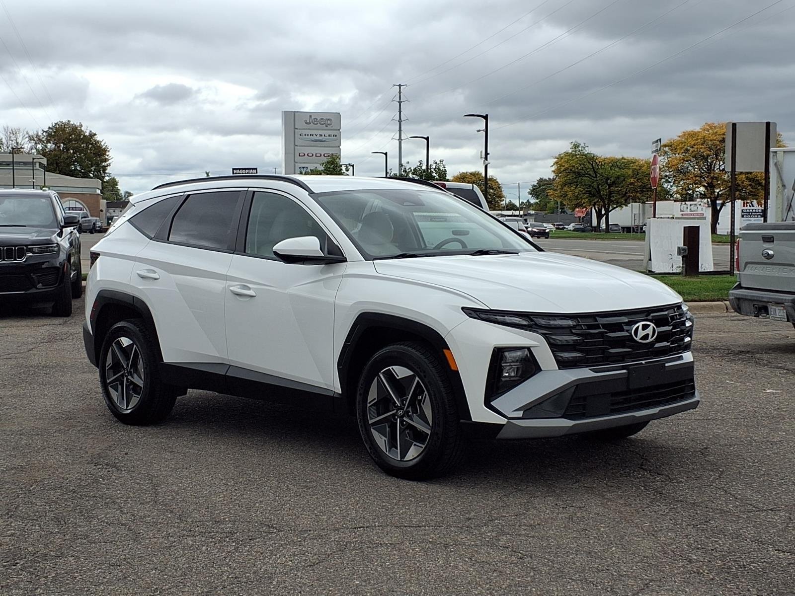 Used 2025 Hyundai Tucson SEL AWD/4WD image 1