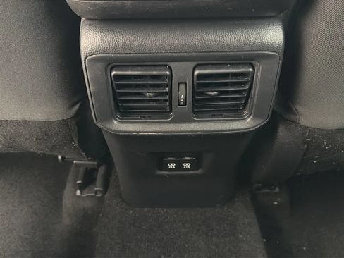 Used 2021 Toyota RAV4 XLE FWD image 29