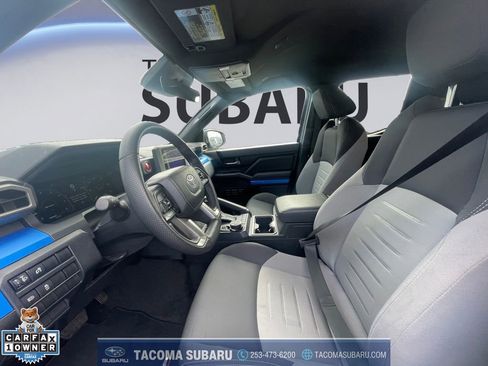 Used 2025 Toyota Tacoma TRD Off-Road image 10