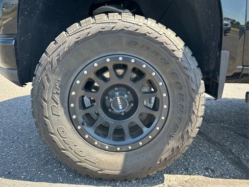 Used 2020 Chevrolet Silverado 1500 LT Trail Boss AWD/4WD image 22