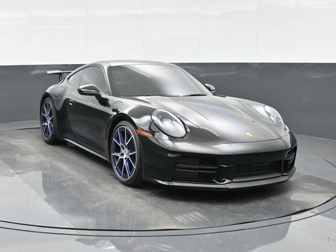 Used 2025 Porsche 911 Carrera T image 11