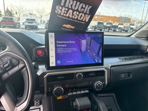 Used 2024 Toyota Tacoma TRD Sport w/ TRD Sport Upgrade Package image 13