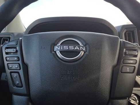 New 2026 Nissan Frontier S image 7