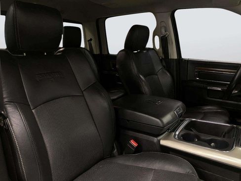 Used 2015 RAM 1500 Laramie w/ Convenience Group AWD/4WD image 37