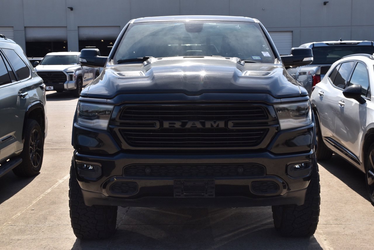 Used 2020 RAM 1500 Laramie AWD/4WD image 3