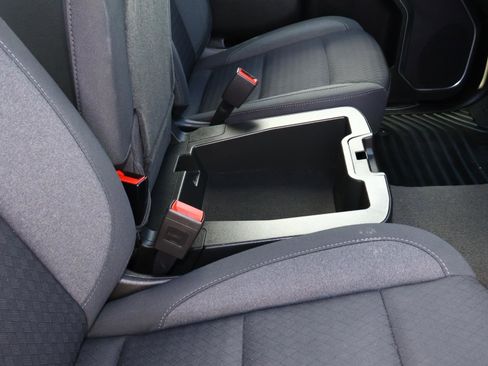 Used 2023 GMC Sierra 1500 Elevation image 21