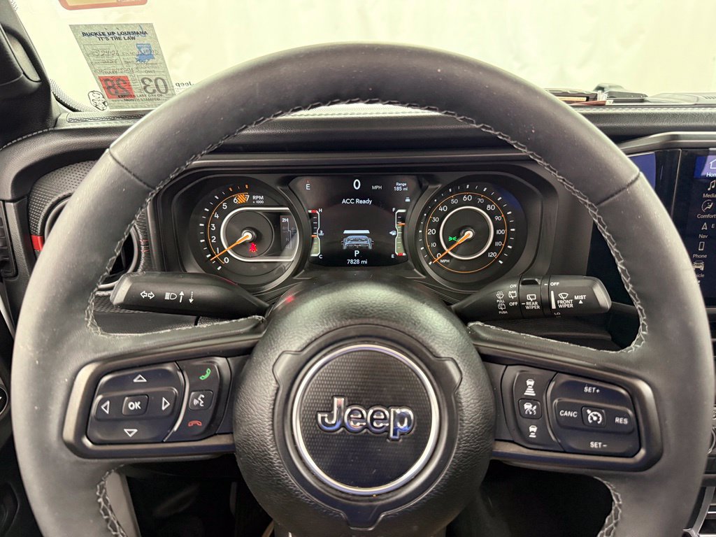 Used 2026 Jeep Wrangler Unlimited Rubicon AWD/4WD image 12