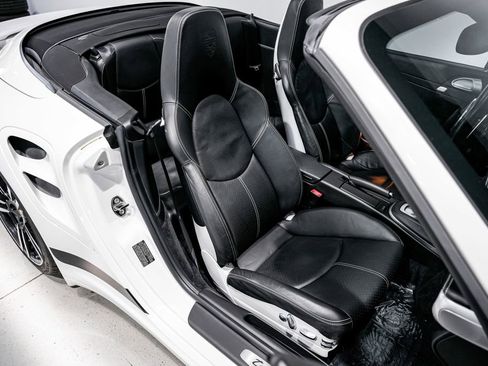 Used 2011 Porsche 911 Turbo S AWD/4WD image 29