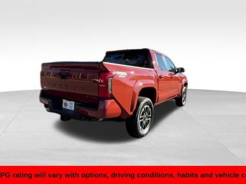 Used 2025 Toyota Tacoma TRD Sport image 8