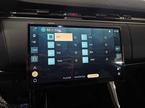 Used 2026 Land Rover Range Rover Sport SE image 28