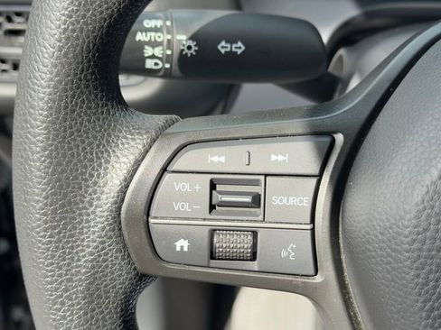 Used 2024 Honda HR-V LX image 8