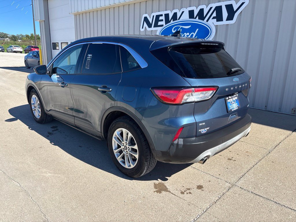 Used 2020 Ford Escape SE FWD image 6