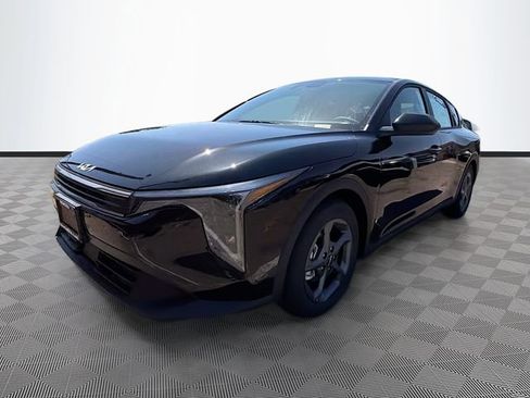 New 2026 Kia K4 LXS FWD image 3