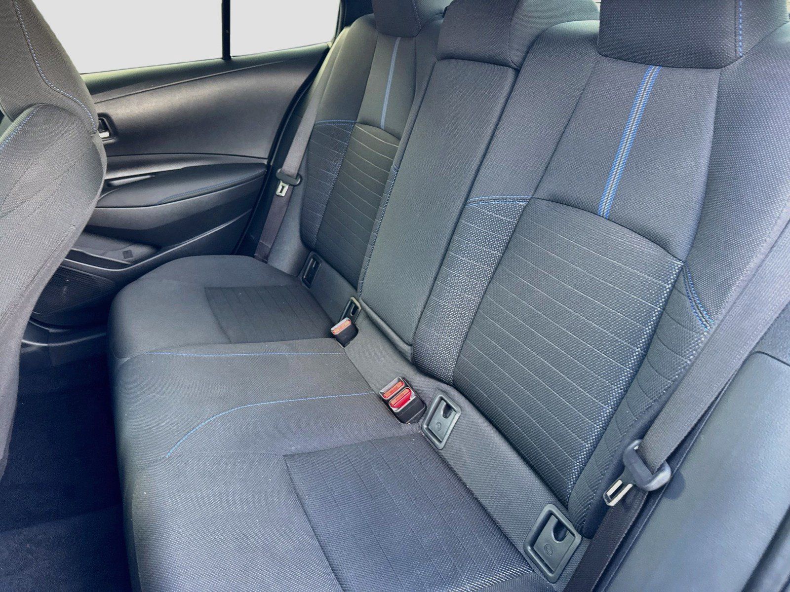 Used 2022 Toyota Corolla SE FWD image 14