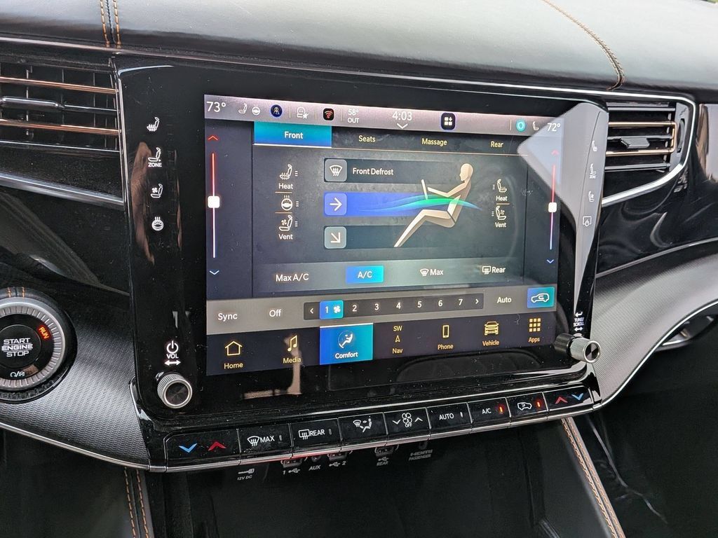 Used 2024 Jeep Grand Wagoneer Series III w/ Rear Seat Video Group 1 AWD/4WD image 18