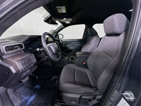 Used 2025 Toyota Tacoma SR5 image 12