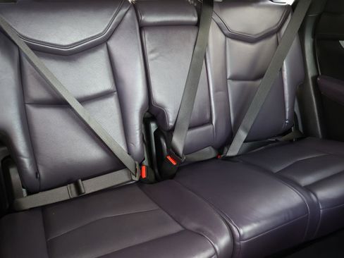 Used 2018 Cadillac XT5 Luxury w/ Driver Awareness Package image 24