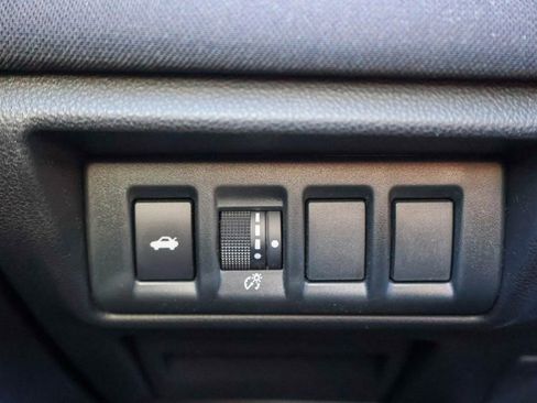 Used 2025 Subaru Legacy Premium image 17