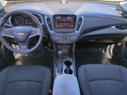Used 2020 Chevrolet Malibu LS image 16
