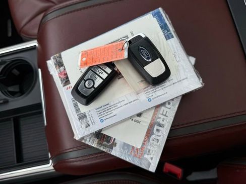 Certified 2022 Ford F250 Platinum w/ Tremor Off-Road Package image 9