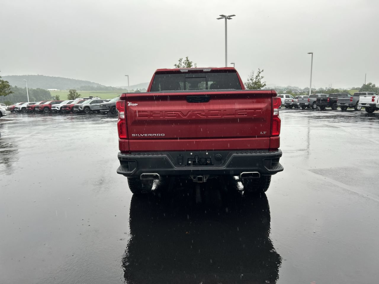 Used 2023 Chevrolet Silverado 1500 LT Trail Boss w/ Convenience Package II AWD/4WD image 6