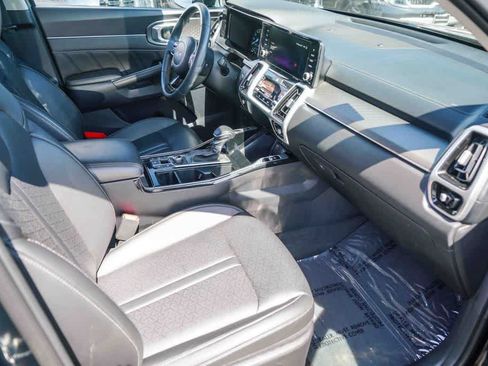 Certified 2023 Kia Sorento SX AWD/4WD image 15