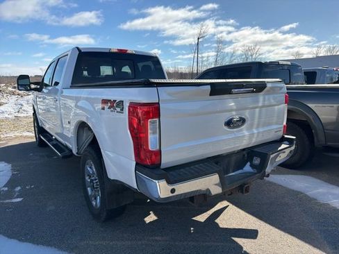 Used 2017 Ford F250 Lariat w/ Chrome Package AWD/4WD image 9