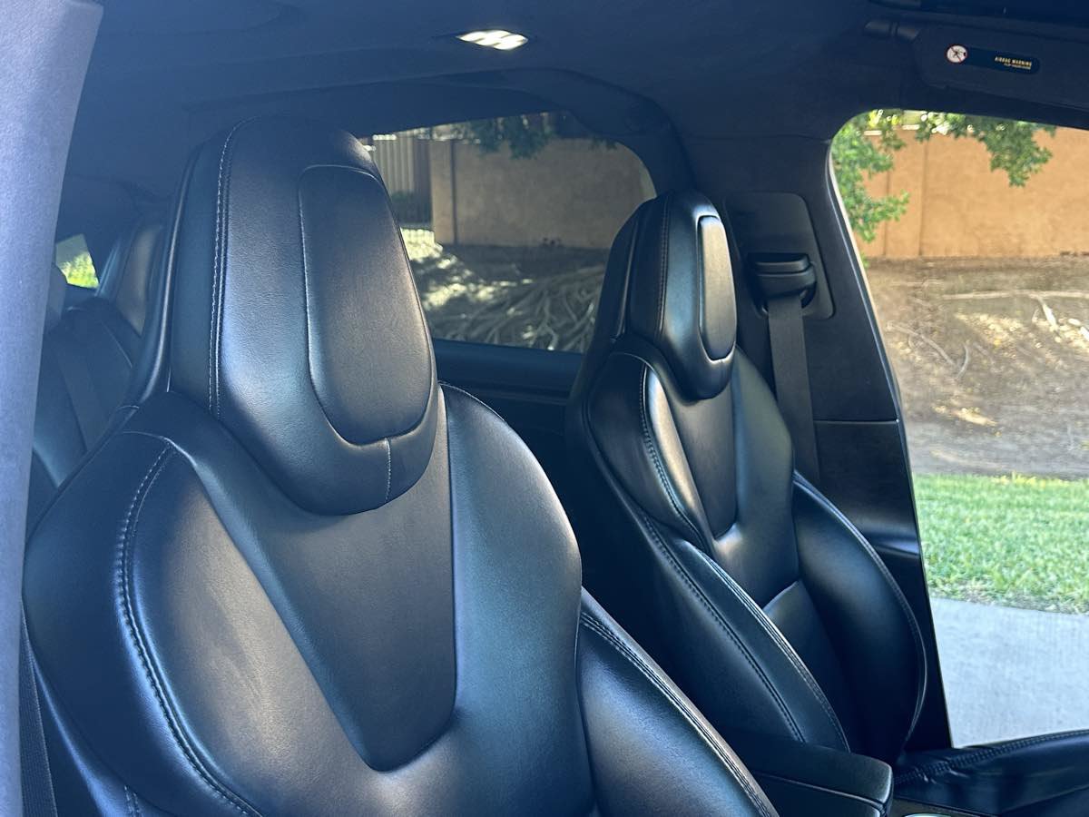 Used 2017 Tesla Model X 75D AWD/4WD image 19