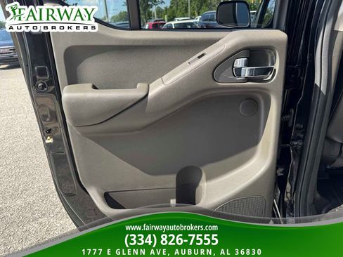 Used 2016 Nissan Frontier PRO-4X w/ Pro-4x Luxury Package AWD/4WD image 29