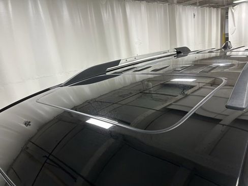 Used 2020 GMC Acadia Denali w/ Trailering Package image 5