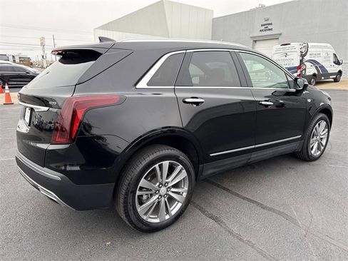 Used 2024 Cadillac XT5 Premium Luxury image 6