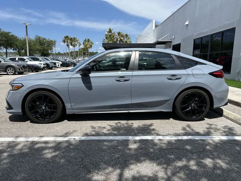 Used 2024 Honda Civic Sport image 4