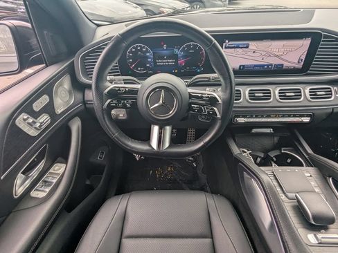 Used 2025 Mercedes-Benz GLS 450 4MATIC w/ AMG Line Exterior image 3