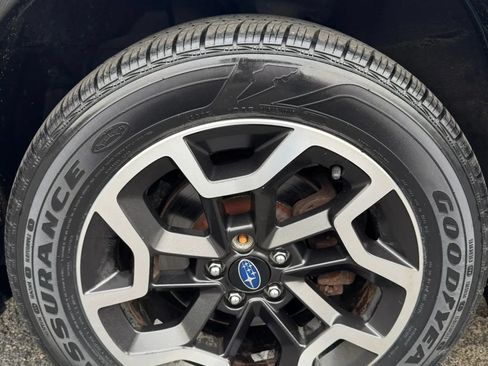 Used 2016 Subaru Crosstrek 2.0i Limited AWD/4WD image 12