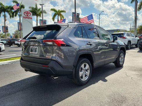 Used 2025 Toyota RAV4 XLE image 12