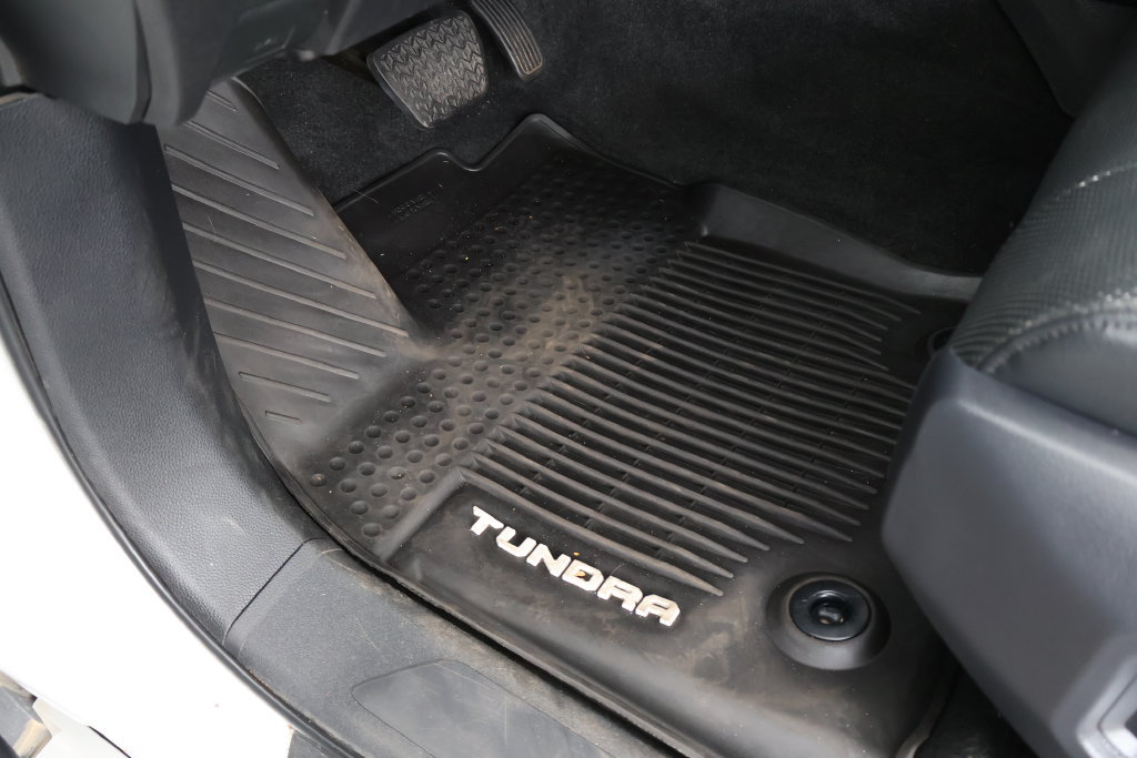 Used 2023 Toyota Tundra Limited AWD/4WD image 26