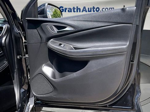 Used 2025 Buick Encore GX Preferred AWD/4WD image 26