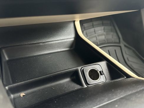 Used 2014 Ford Fusion SE image 28