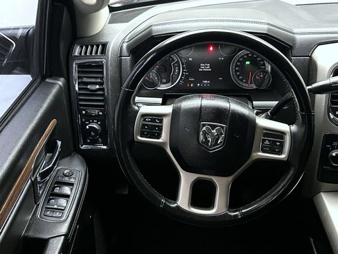Used 2018 RAM 2500 Laramie AWD/4WD image 12