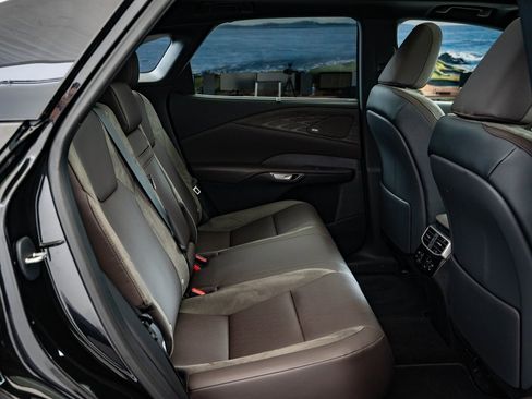 Certified 2025 Lexus RX 350 w/ Convenience Package image 35