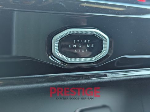 New 2026 Jeep Grand Cherokee L Limited AWD/4WD image 19
